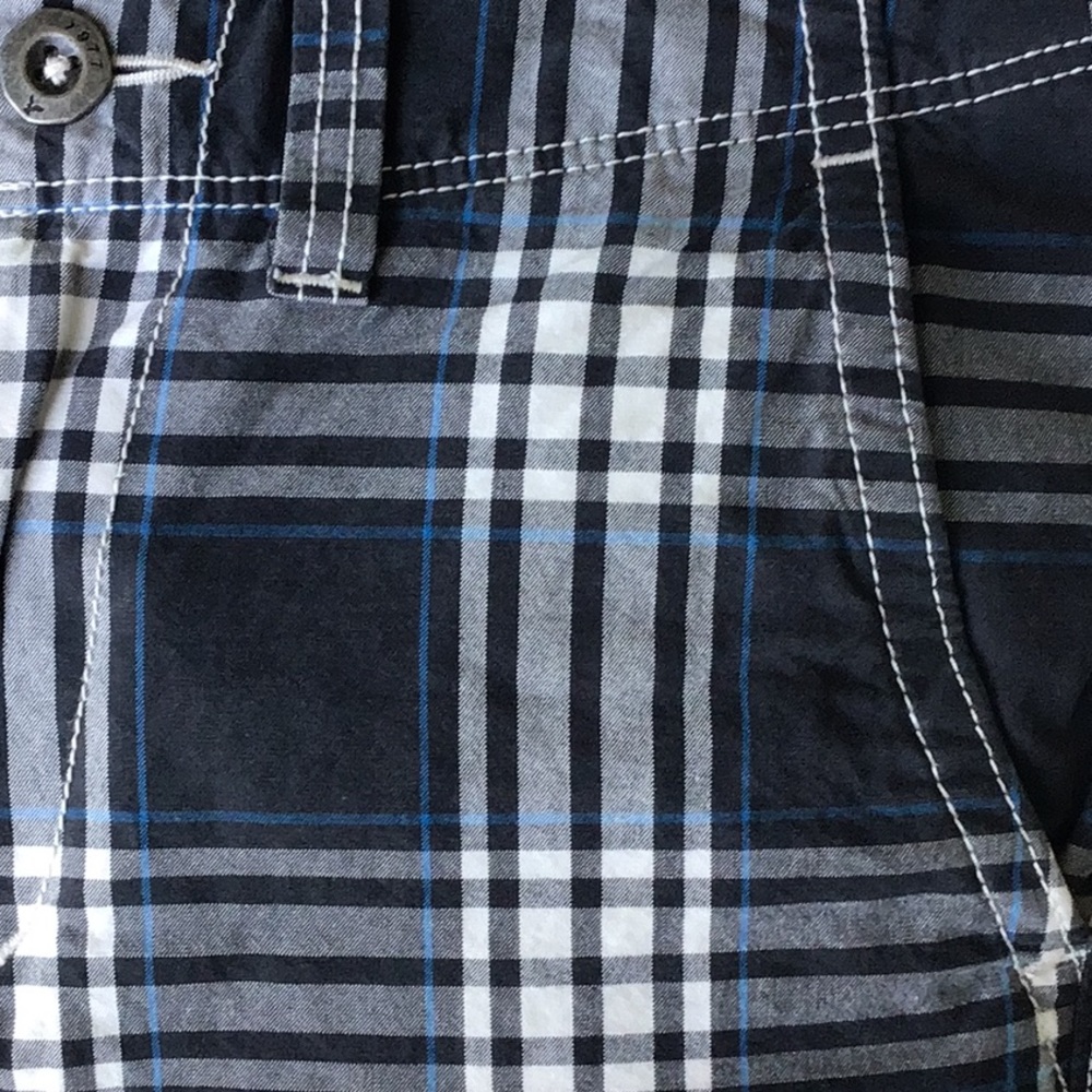 American Eagle Plaid Longboard Shorts - Picture 2 of 7